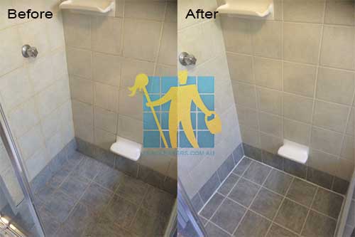Curramore bathroom floor and wall before and after cleaning and sealing