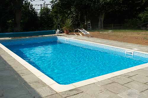 travertine outdoor pool