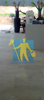 travertine tiles in large empty livingtoom large tiles after cleaning by tile cleaners Perth/Cambridge