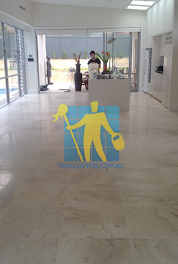travertine tiles in large empty livingtoom large tiles after cleaning Perth/Nedlands