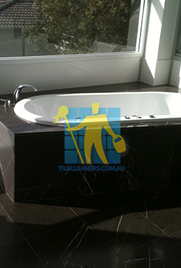 granite tile bathroom bath tub Melbourne/Mornington Peninsula/Safety Beach